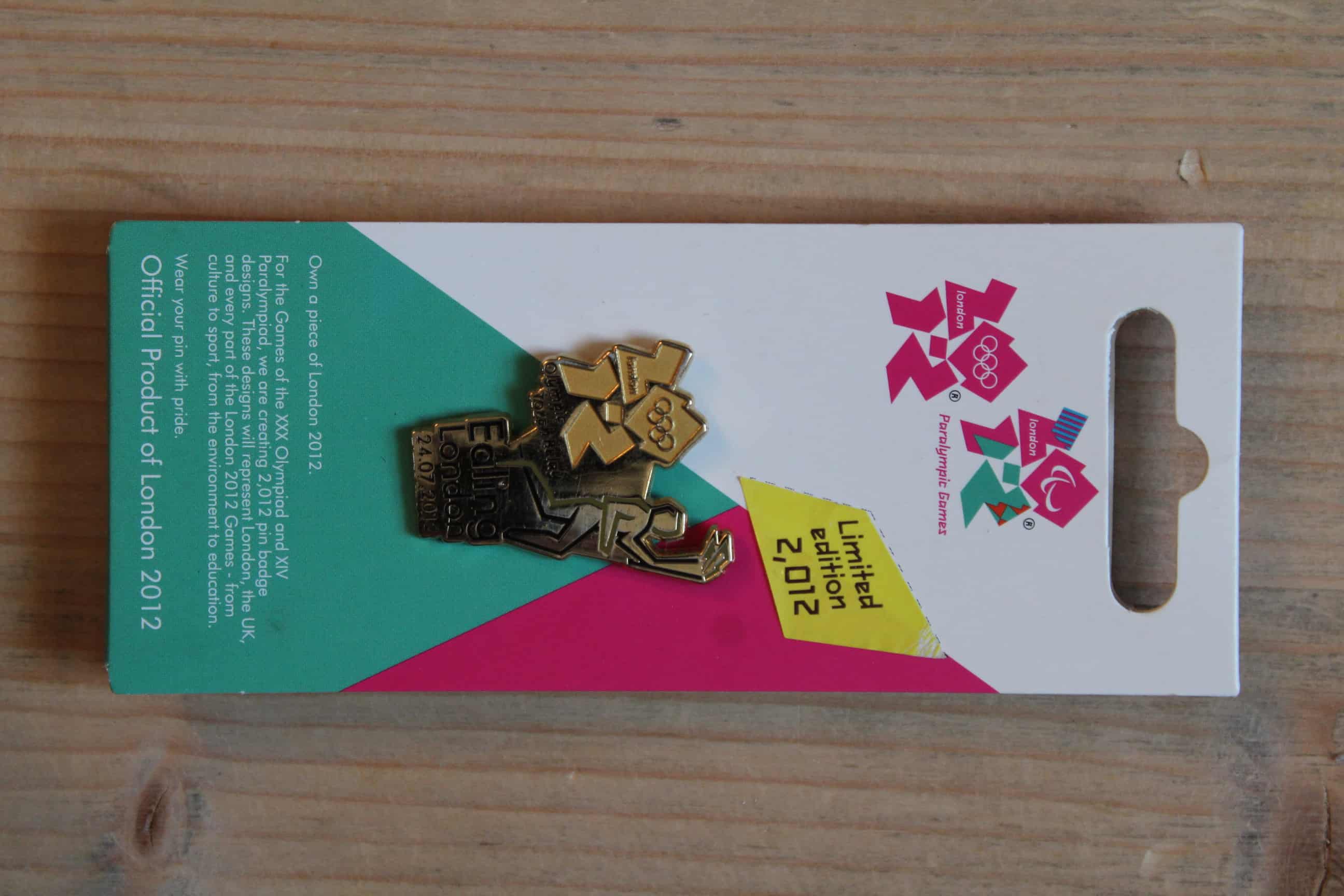 2012 LONDON OLYMPICS TORCH RELAY (EALING LONDON) PIN BADGE